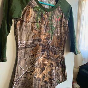 Under Armour Charged Cotton Women’s Realtree Long Sleeve Heat Gear Size S